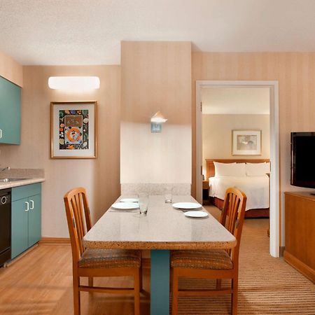Homewood Suites By Hilton Falls Church Merrifield Esterno foto