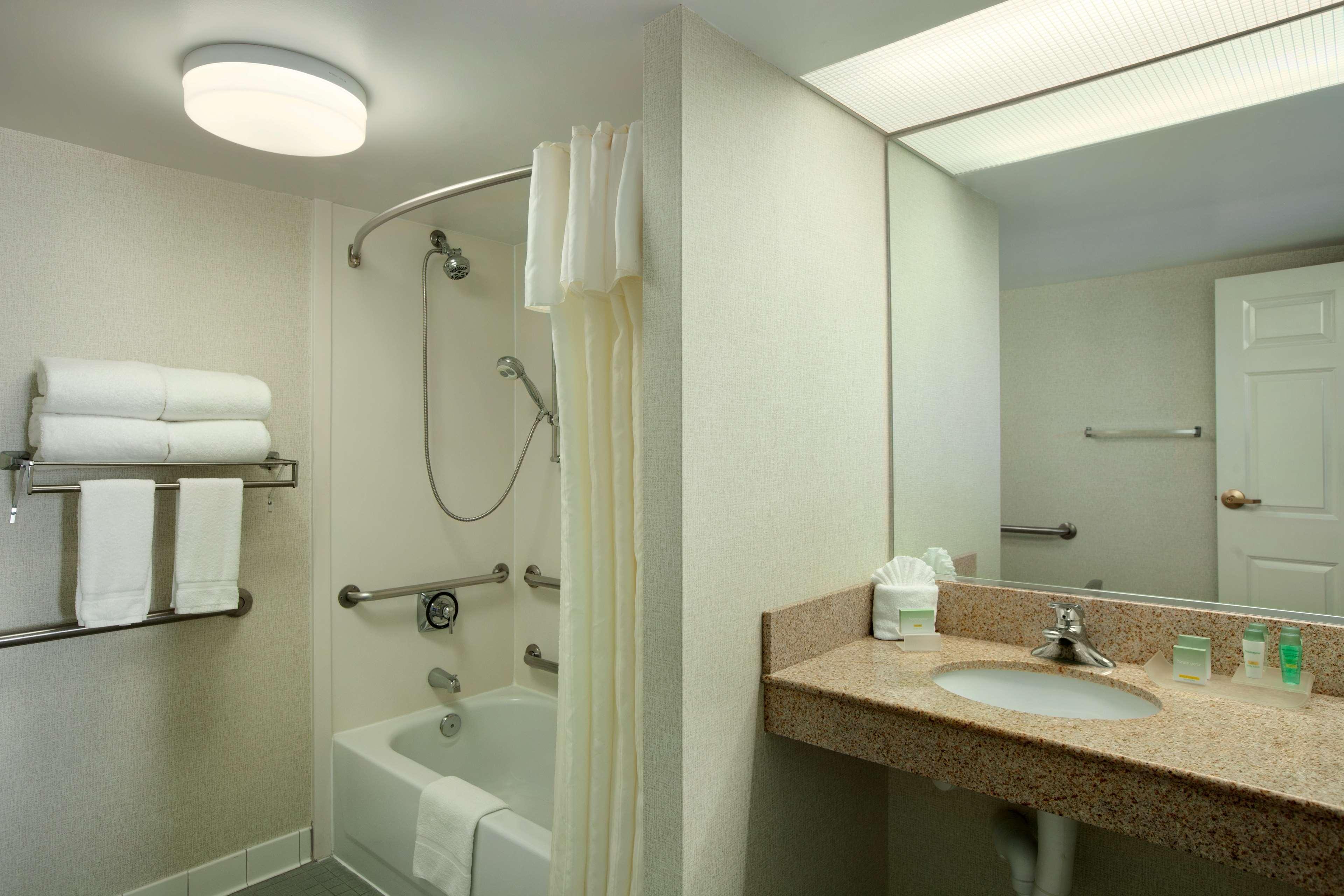 Homewood Suites By Hilton Falls Church Merrifield Esterno foto