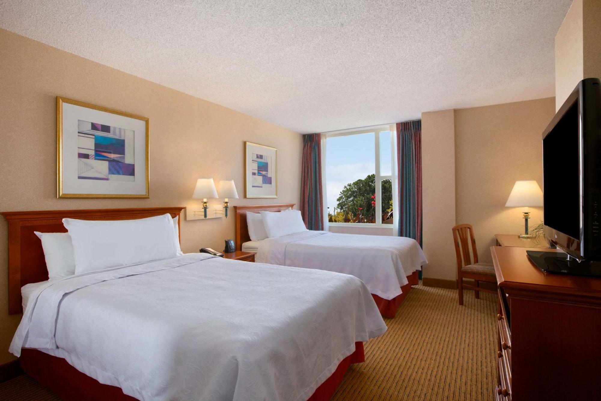 Homewood Suites By Hilton Falls Church Merrifield Esterno foto